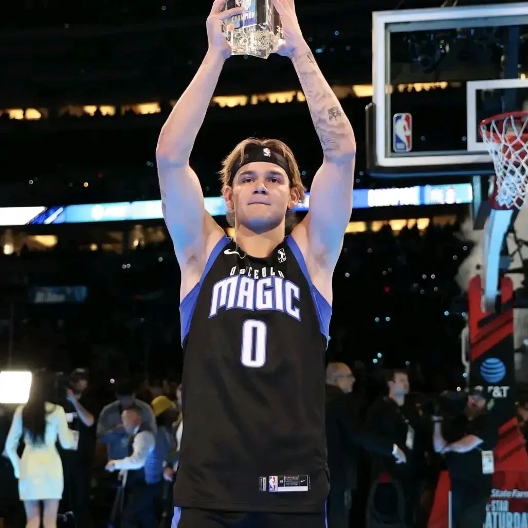 关于赛前奥兰多魔术备战NBA季后赛，防线松动细节曝光，媒体盛赞，轮换策略成焦点的信息-爱游戏官网